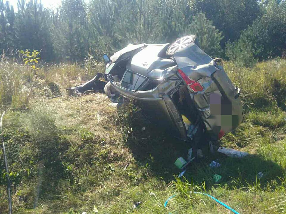 02 - Tragická dopravná nehoda pri Gbeloch si vyžiadala život jednej osoby